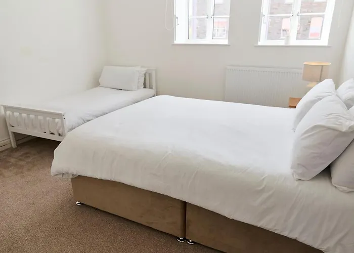 Apartment Four Bedroom House By Brookland Serviced Short Lets With Free Wifi