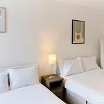 Four Bedroom House By Brookland Serviced Short Lets With Free Wifi Apartment Bristol