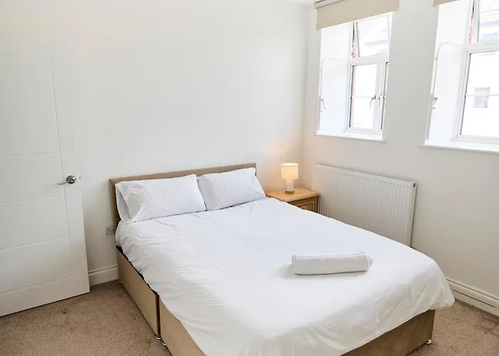 Four Bedroom House By Brookland Serviced Short Lets With Free Wifi